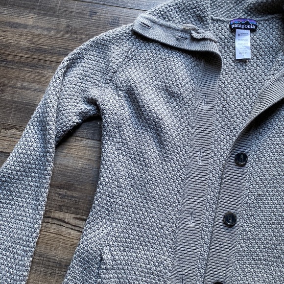 Patagonia 100% Merino Wool cardigan sweater - Picture 4 of 6